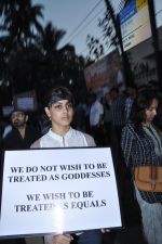at the peace march for the Delhi victim in Mumbai on 29th Dec 2012 (149).JPG